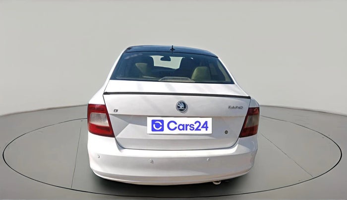 2013 Skoda Rapid ELEGANCE 1.6 TDI CR MT, Diesel, Manual, 1,20,098 km, exterior