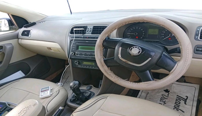 2013 Skoda Rapid ELEGANCE 1.6 TDI CR MT, Diesel, Manual, 1,20,098 km, interior