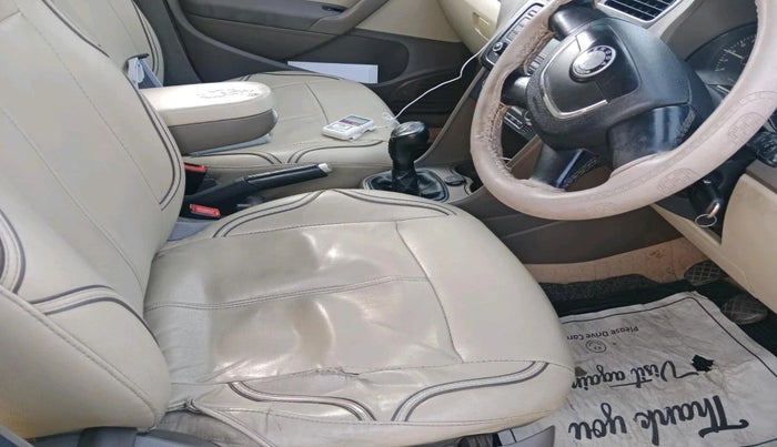 2013 Skoda Rapid ELEGANCE 1.6 TDI CR MT, Diesel, Manual, 1,20,098 km, interior