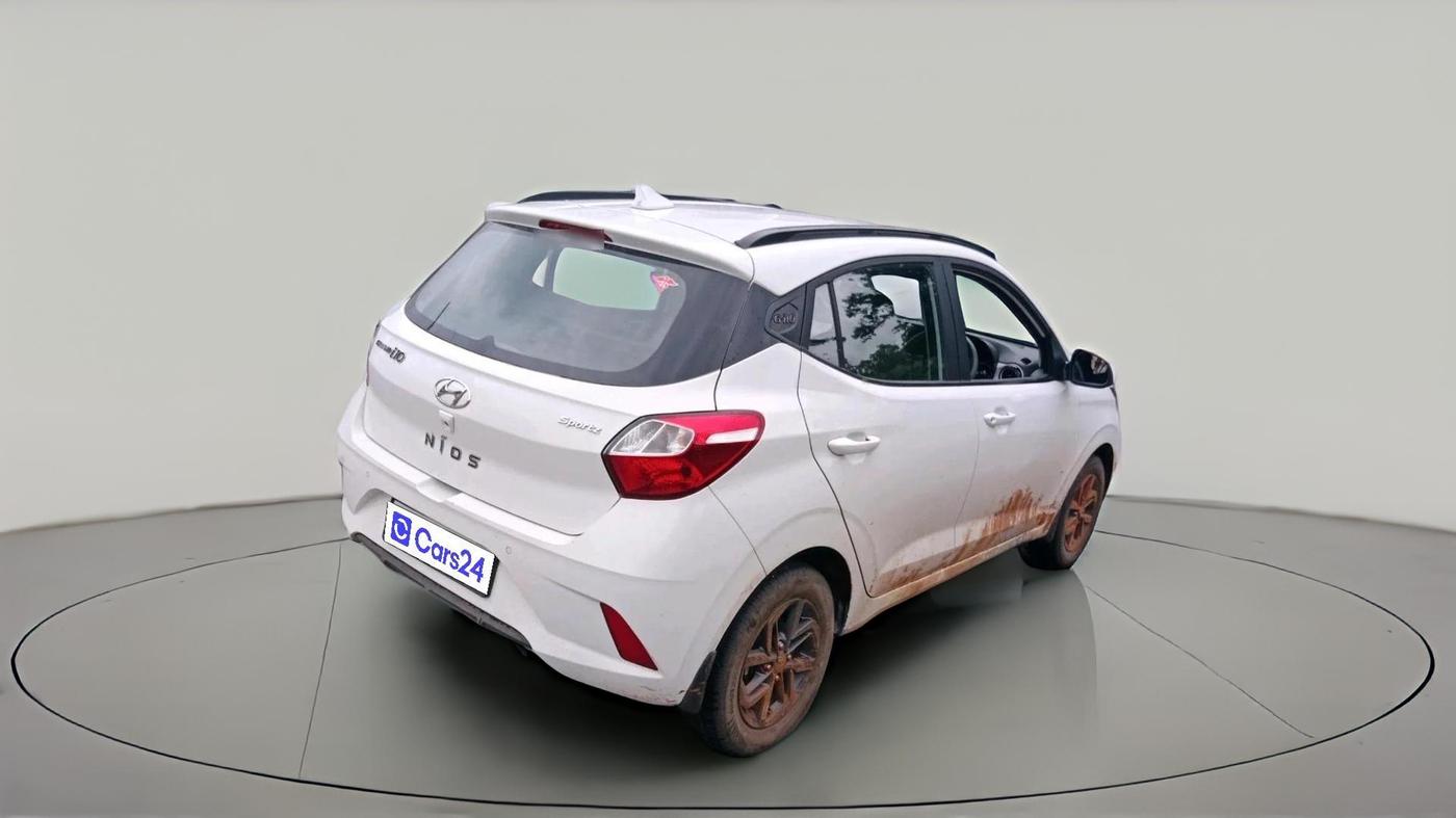 2022 Hyundai GRAND I10 NIOS SPORTZ 1.2 KAPPA VTVT, Petrol, Manual, 19,386 km, exterior