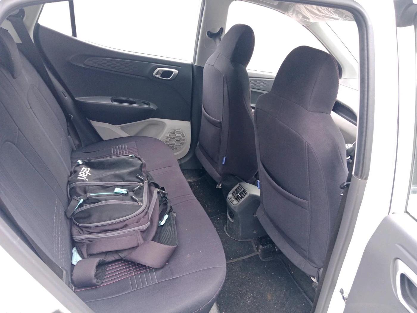2022 Hyundai GRAND I10 NIOS SPORTZ 1.2 KAPPA VTVT, Petrol, Manual, 19,386 km, interior