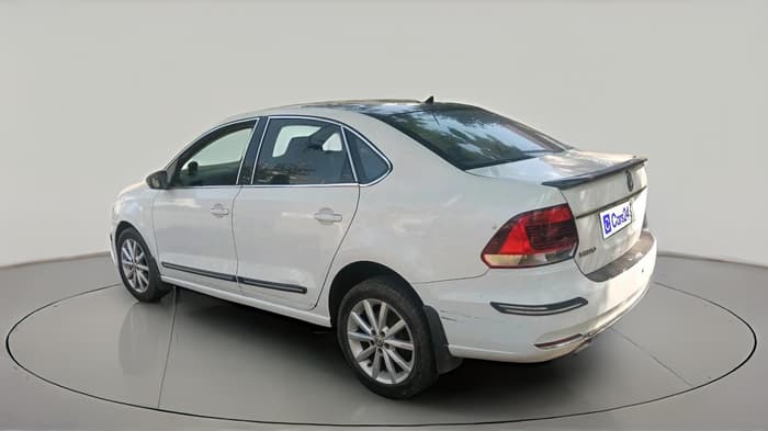 2016 Volkswagen Vento HIGHLINE 1.5 AT, Diesel, Automatic, 1,29,118 km, exterior