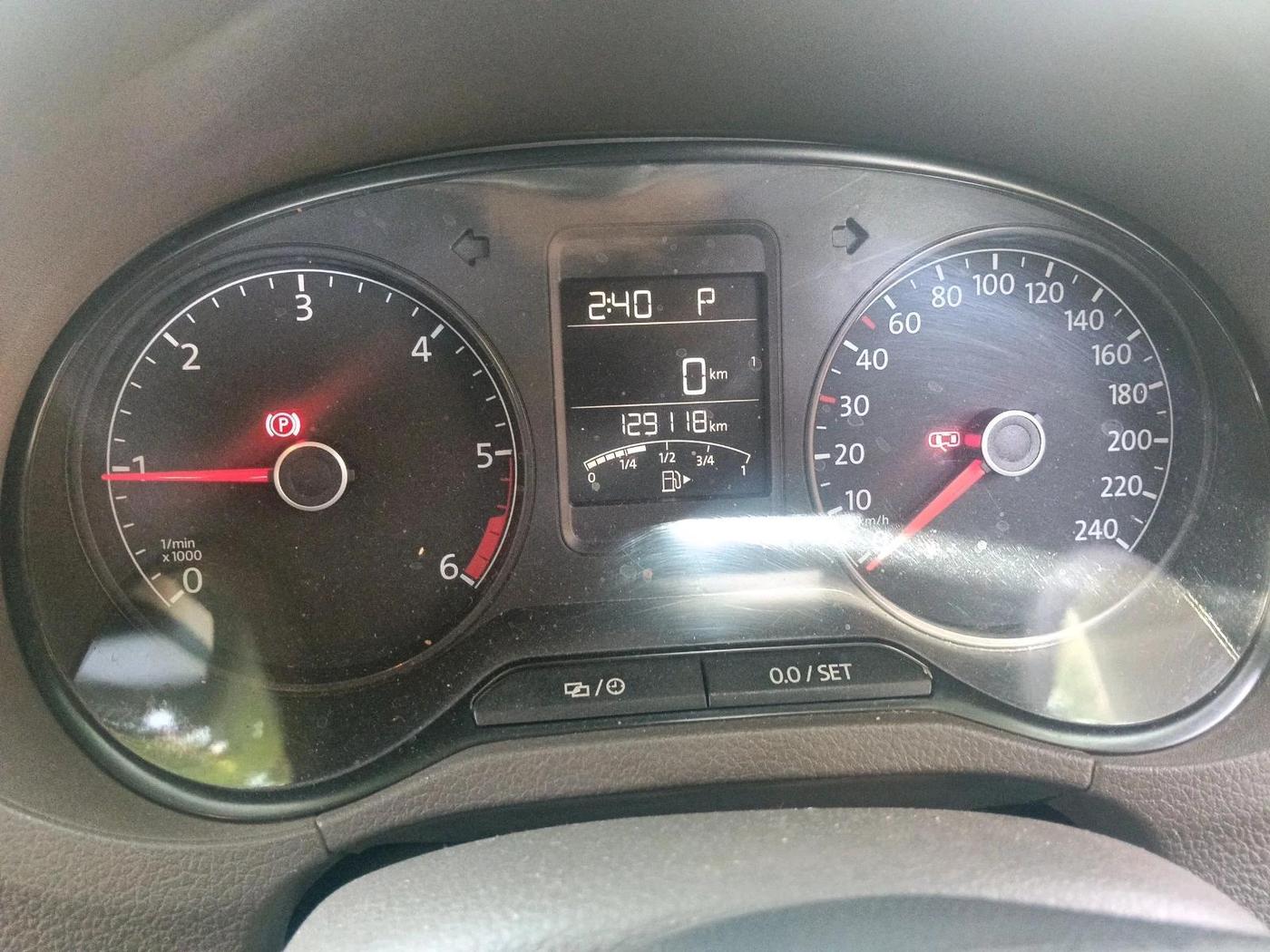2016 Volkswagen Vento HIGHLINE 1.5 AT, Diesel, Automatic, 1,29,118 km, interior