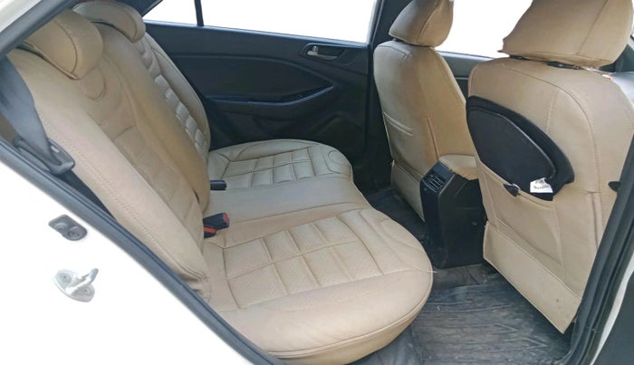 2015 Hyundai i20 Active 1.4 SX, Diesel, Manual, 1,74,324 km, interior