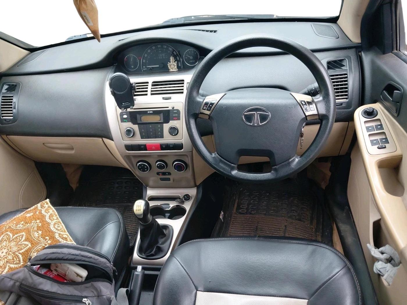 2011 Tata Indica Vista AURA QUADRAJET, Diesel, Manual, 1,19,315 km, interior