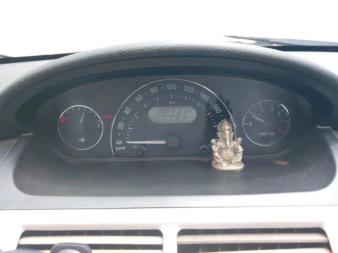 2011 Tata Indica Vista AURA QUADRAJET, Diesel, Manual, 1,19,315 km, interior