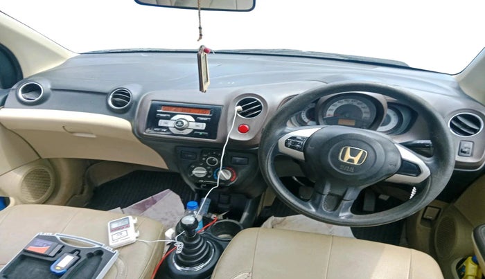 2012 Honda Brio V MT, Petrol, Manual, 1,18,005 km, interior