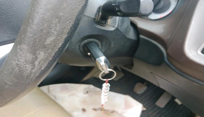 2012 Honda Brio V MT, Petrol, Manual, 1,18,005 km, interior