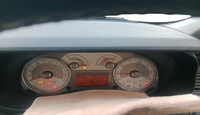 2011 Fiat Linea EMOTION 1.4, Petrol, Manual, 65,751 km, interior