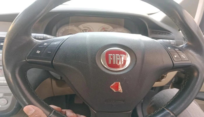 2011 Fiat Linea EMOTION 1.4, Petrol, Manual, 65,751 km, interior