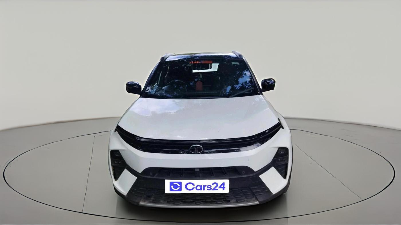 2024 Tata NEXON FEARLESS + SUNROOF AMT DUAL TONE 1.5 DIESEL, Diesel, Automatic, 63,546 km, exterior