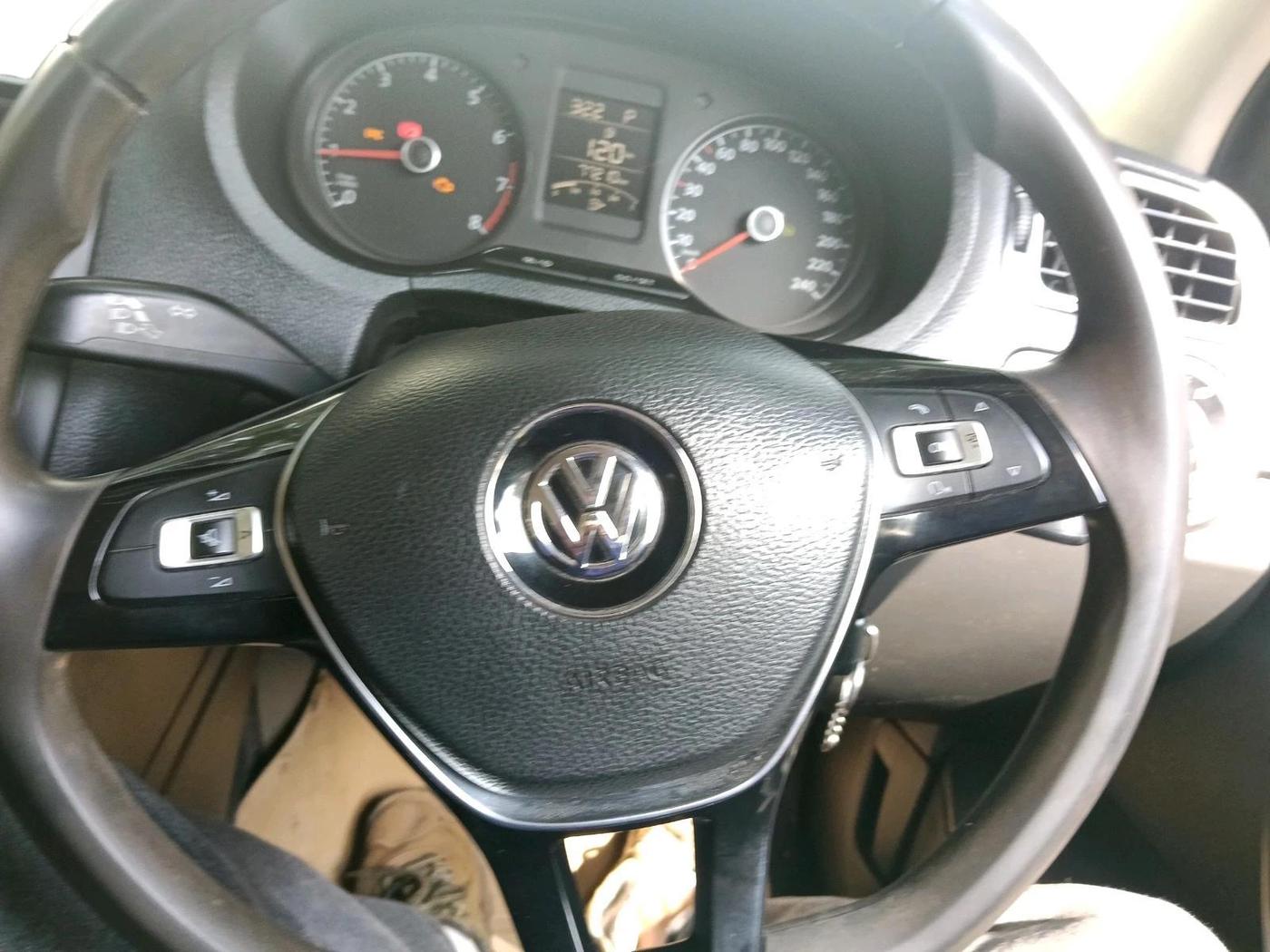 2015 Volkswagen Polo GT TSI AT, Petrol, Automatic, 77,210 km, interior