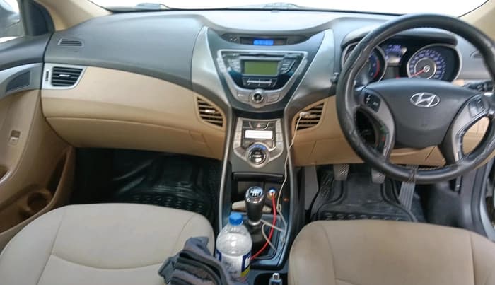 2014 Hyundai New Elantra 1.6 S MT DIESEL, Diesel, Manual, 2,48,960 km, interior