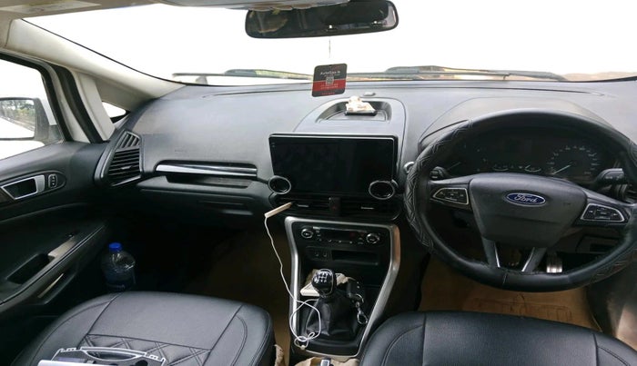 2018 Ford Ecosport TITANIUM 1.5L DIESEL, Diesel, Manual, 1,30,800 km, interior