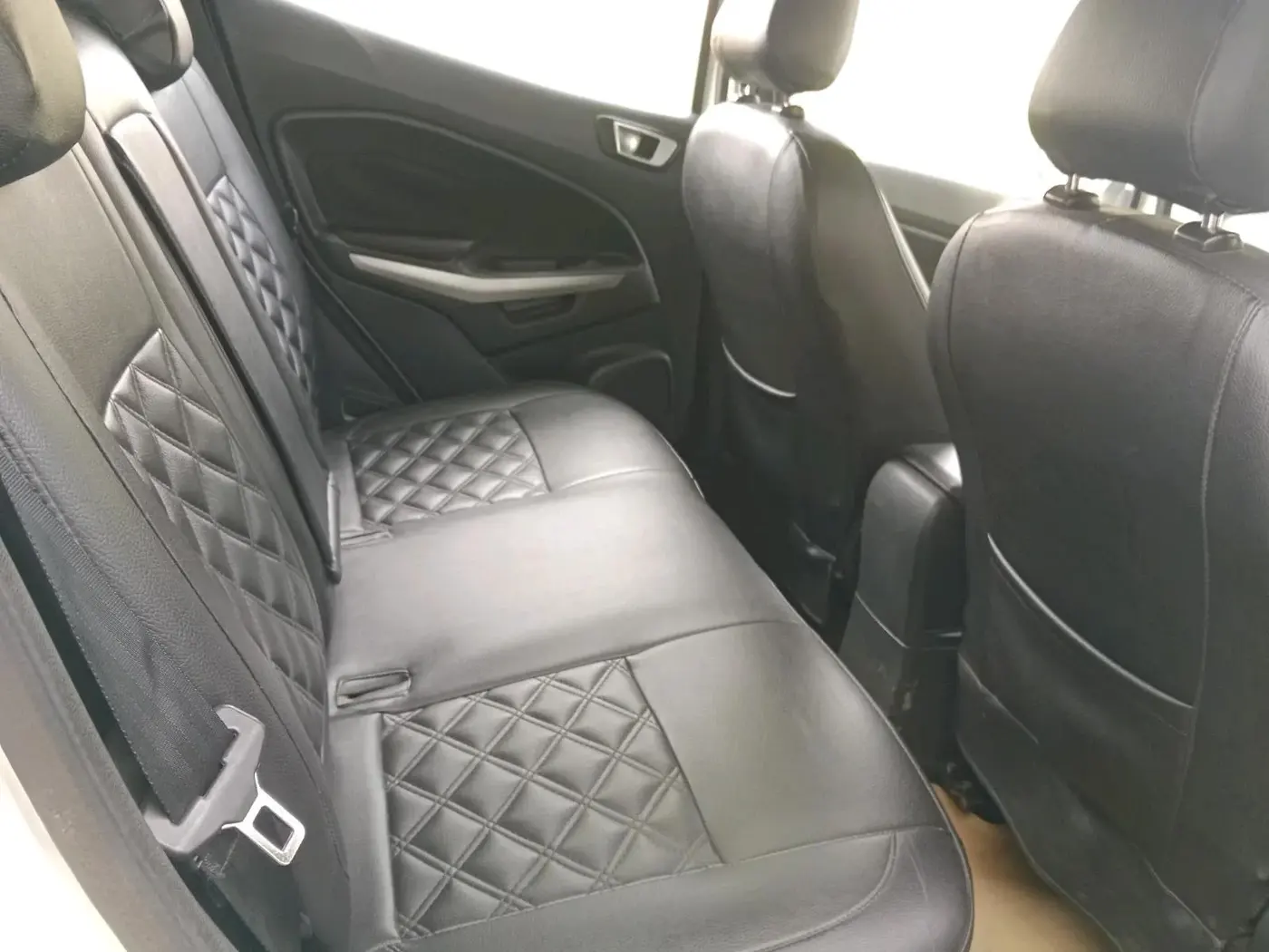 2018 Ford Ecosport TITANIUM 1.5L DIESEL, Diesel, Manual, 1,30,800 km, interior
