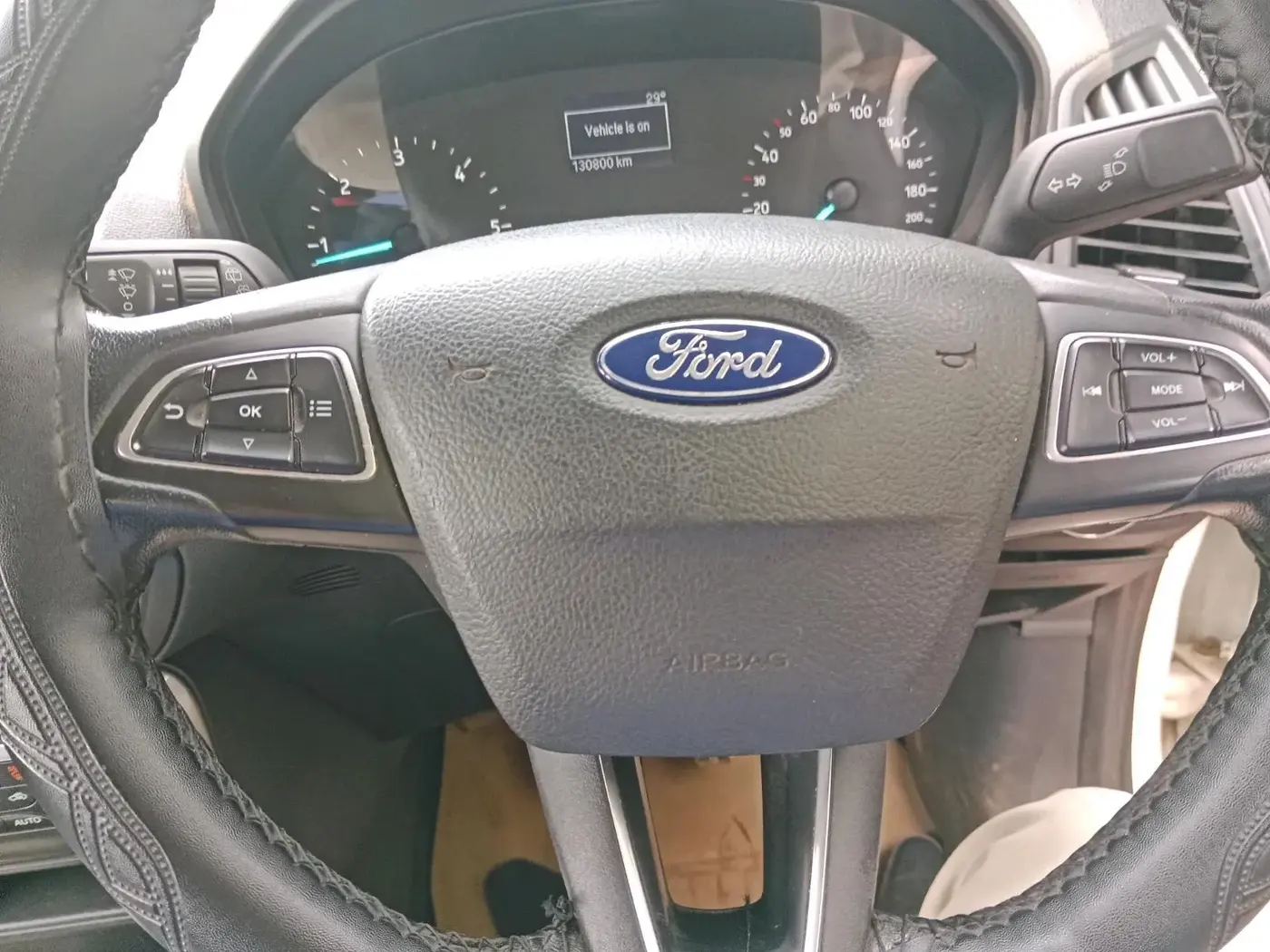 2018 Ford Ecosport TITANIUM 1.5L DIESEL, Diesel, Manual, 1,30,800 km, interior