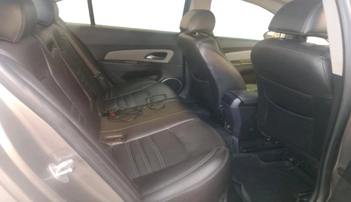 2016 Chevrolet Cruze LTZ AT, Diesel, Automatic, 54,061 km, interior