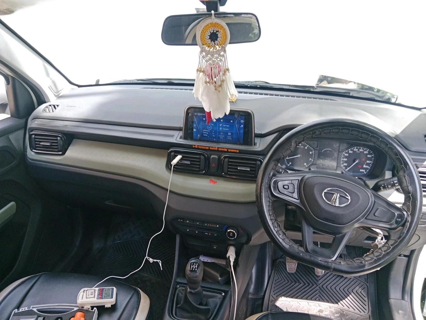 2022 Tata PUNCH ADVENTURE MT, Petrol, Manual, 1,18,278 km, interior