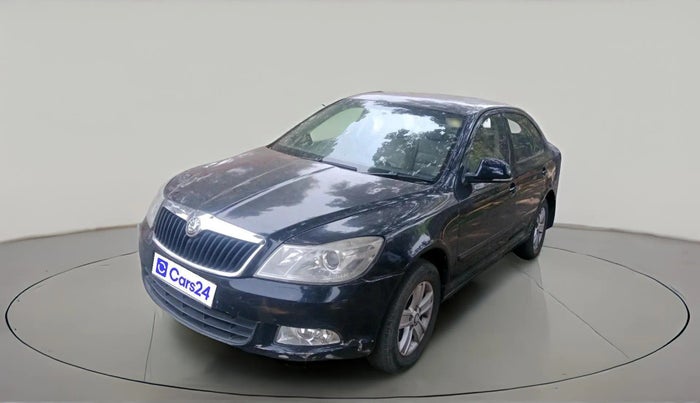 2011 Skoda Laura AMBITION 2.0 TDI CR AT, Diesel, Automatic, 1,15,045 km, exterior