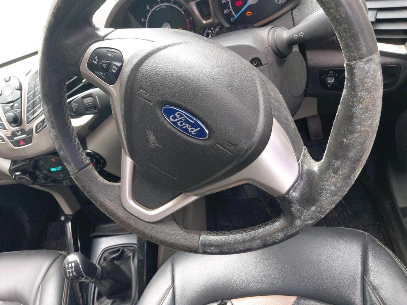 2016 Ford Ecosport TITANIUM 1.5L PETROL, Petrol, Manual, 1,00,000 km, interior