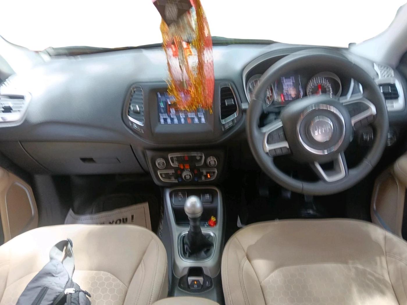2017 Jeep Compass LONGITUDE (O) 2.0 DIESEL, Diesel, Manual, 1,24,118 km, interior