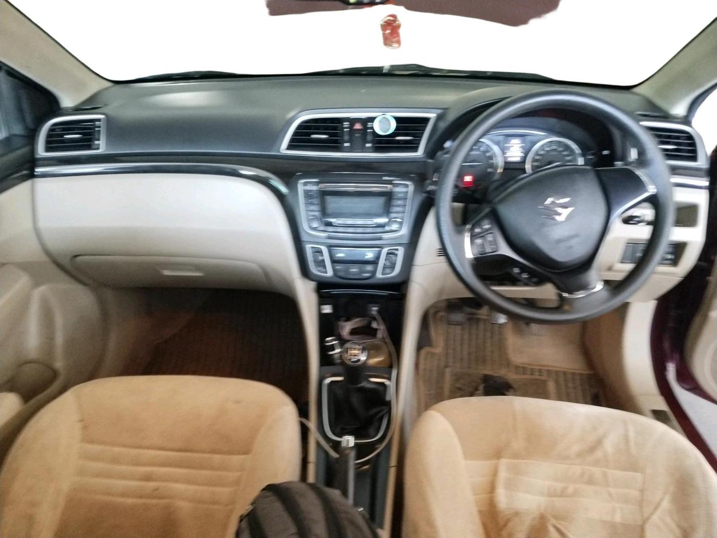2015 Maruti Ciaz ZXI, Petrol, Manual, 1,17,706 km, interior
