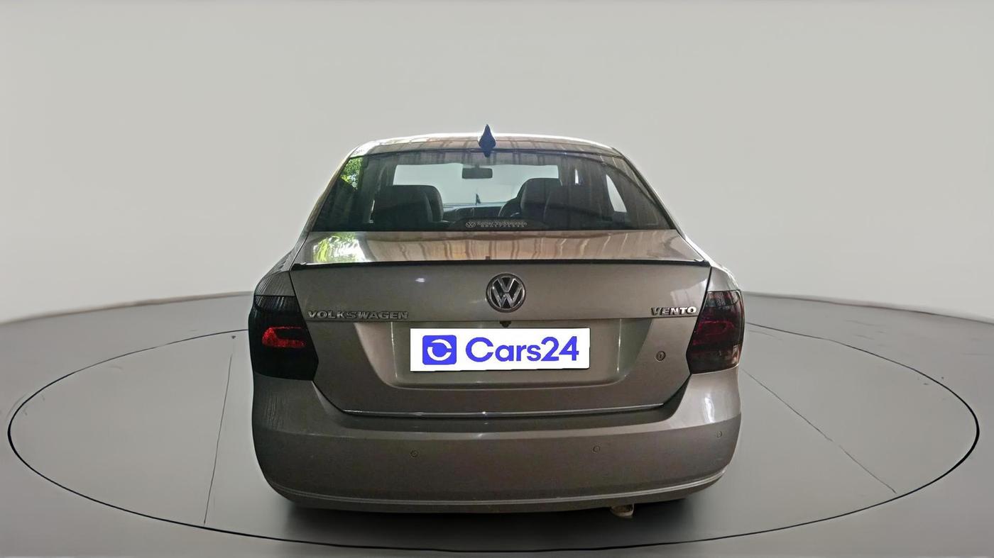 2012 Volkswagen Vento HIGHLINE PETROL AT, Petrol, Automatic, 81,157 km, exterior