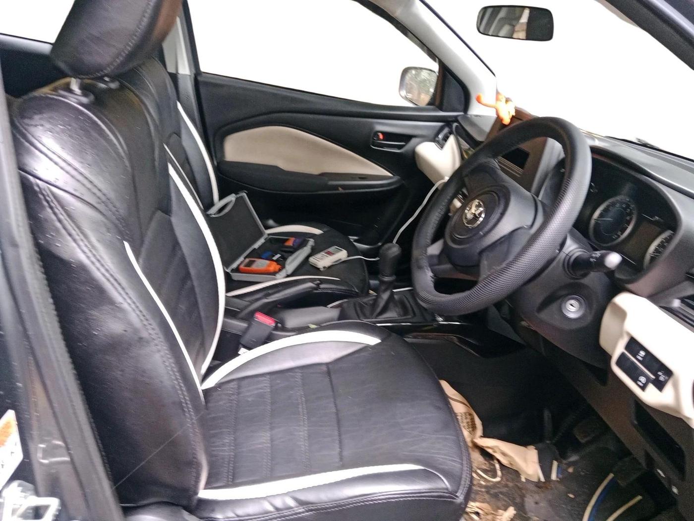 2025 Toyota Glanza E, Petrol, Manual, 5,798 km, interior