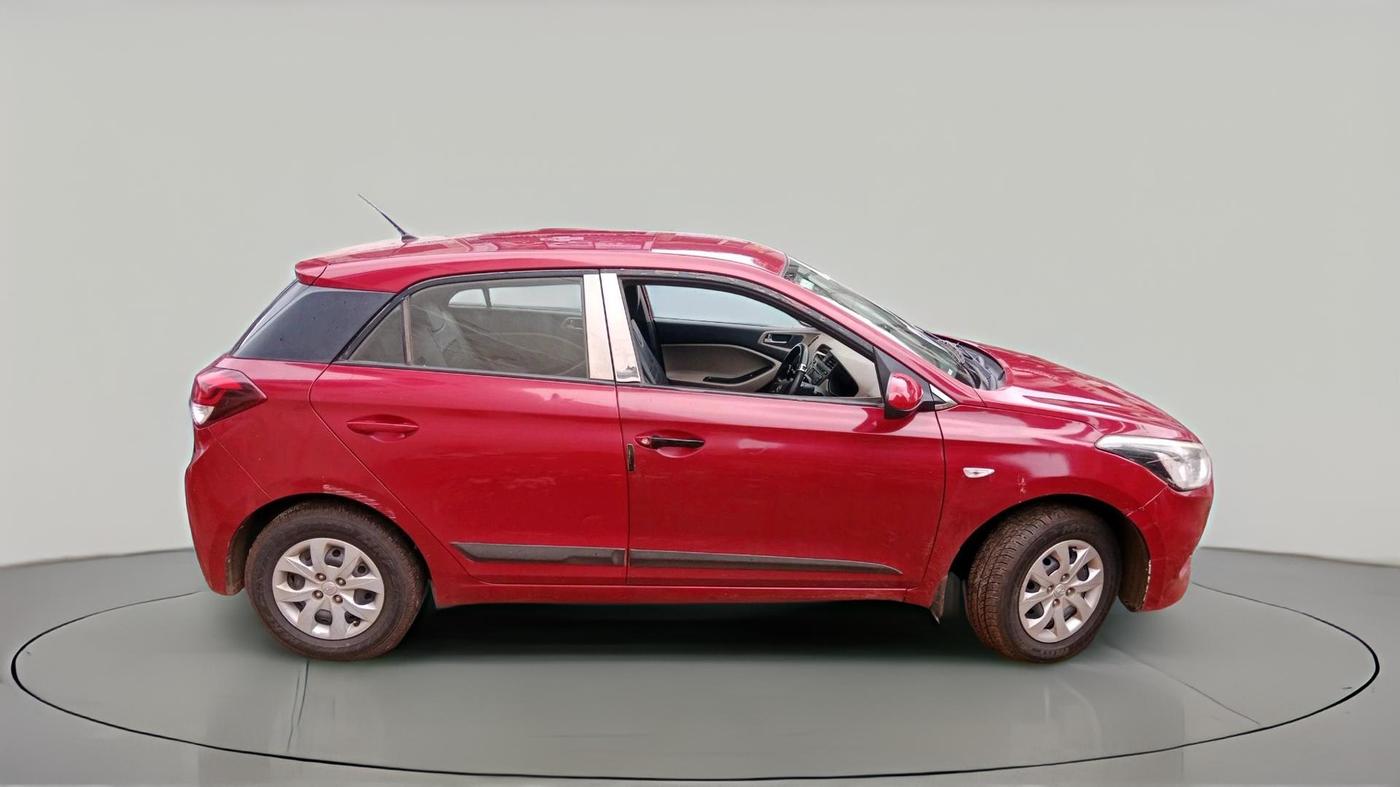 2015 Hyundai i20 SPORTZ 1.4 AT, Petrol, Automatic, 1,11,774 km, exterior