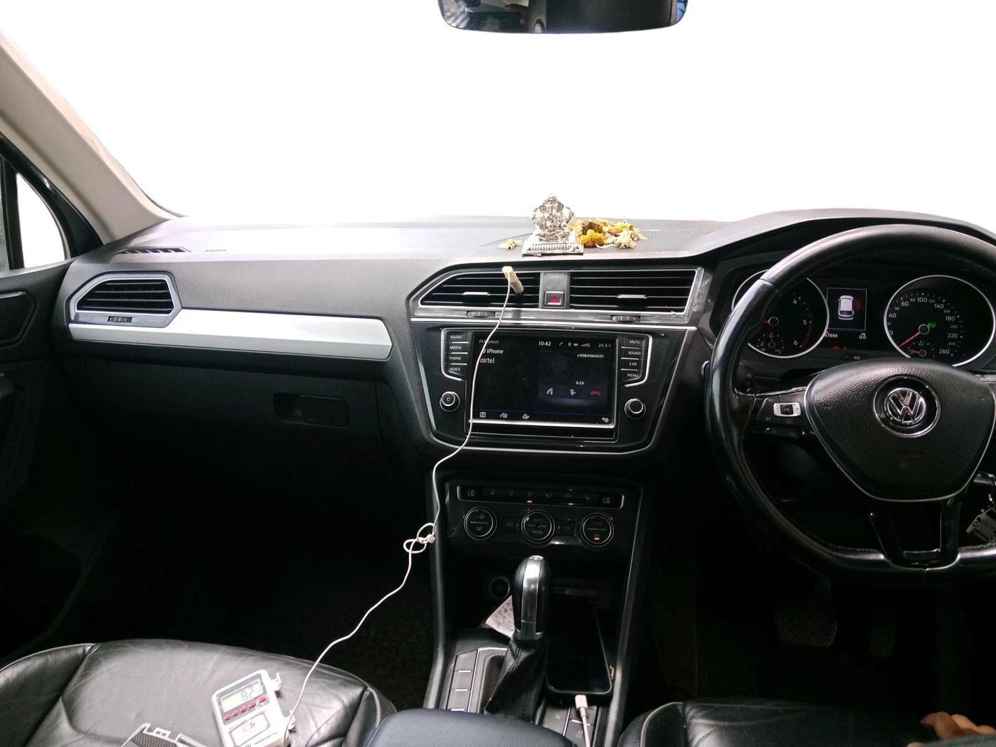 2017 Volkswagen TIGUAN COMFORTLINE TDI AT, Diesel, Automatic, 67,894 km, interior