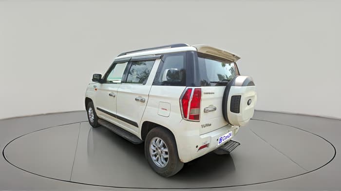 2017 Mahindra TUV300 T8, Diesel, Manual, 2,05,851 km, exterior