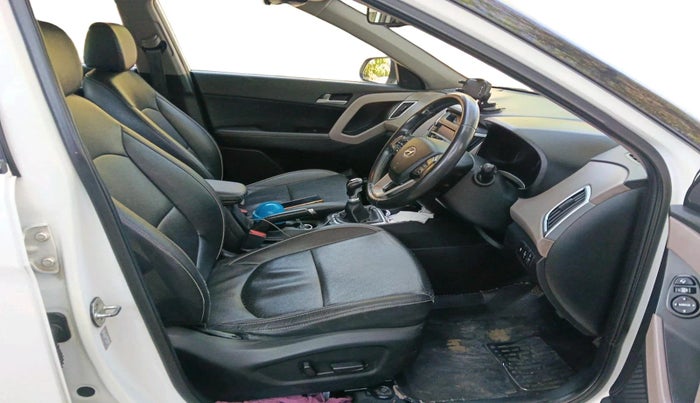 2018 Hyundai Creta SX (O) 1.6 DIESEL, Diesel, Manual, 1,40,952 km, interior