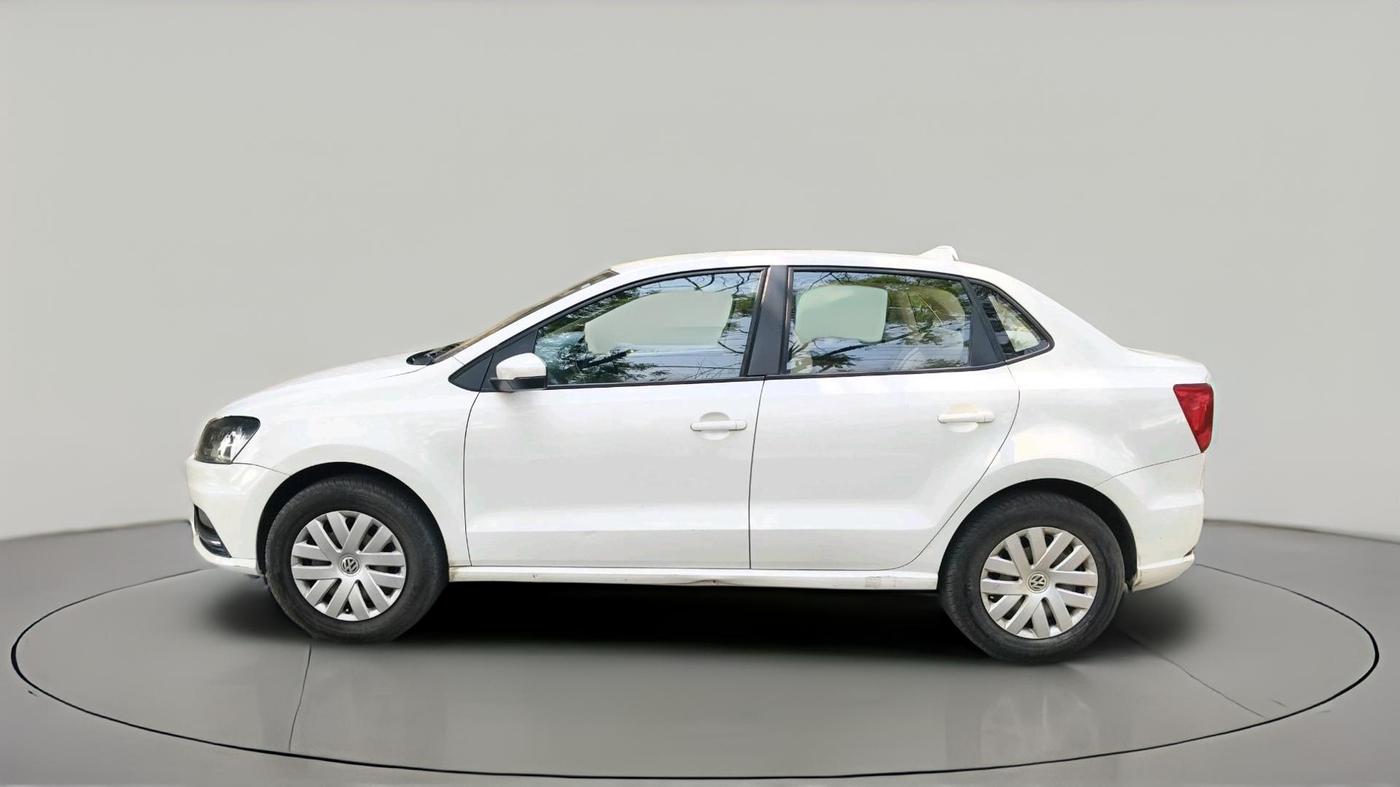 2017 Volkswagen Ameo COMFORTLINE 1.5L, Diesel, Manual, 88,904 km, exterior