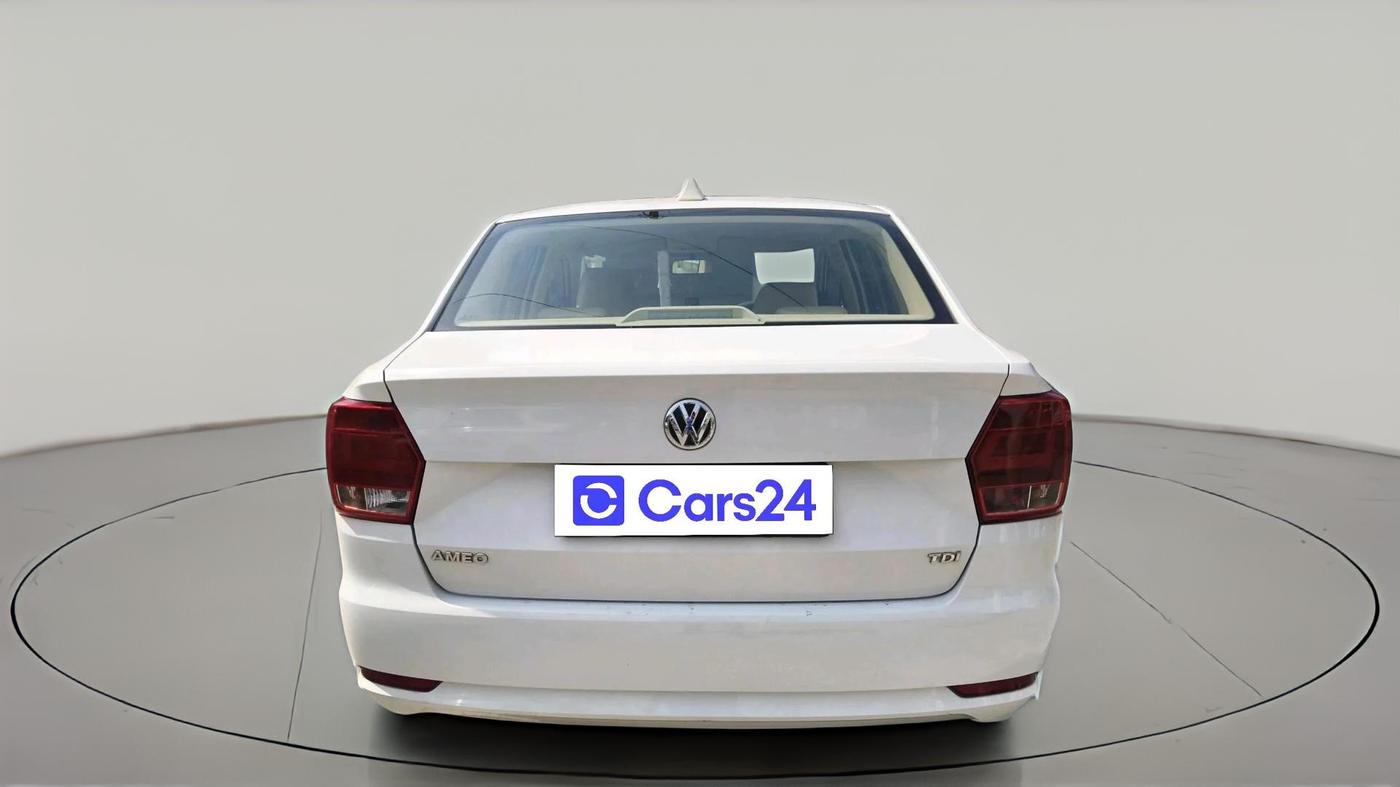 2017 Volkswagen Ameo COMFORTLINE 1.5L, Diesel, Manual, 88,904 km, exterior