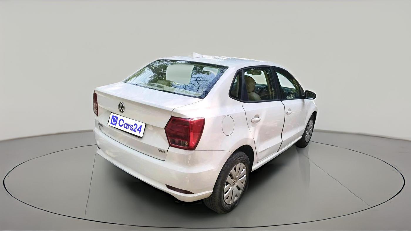 2017 Volkswagen Ameo COMFORTLINE 1.5L, Diesel, Manual, 88,904 km, exterior