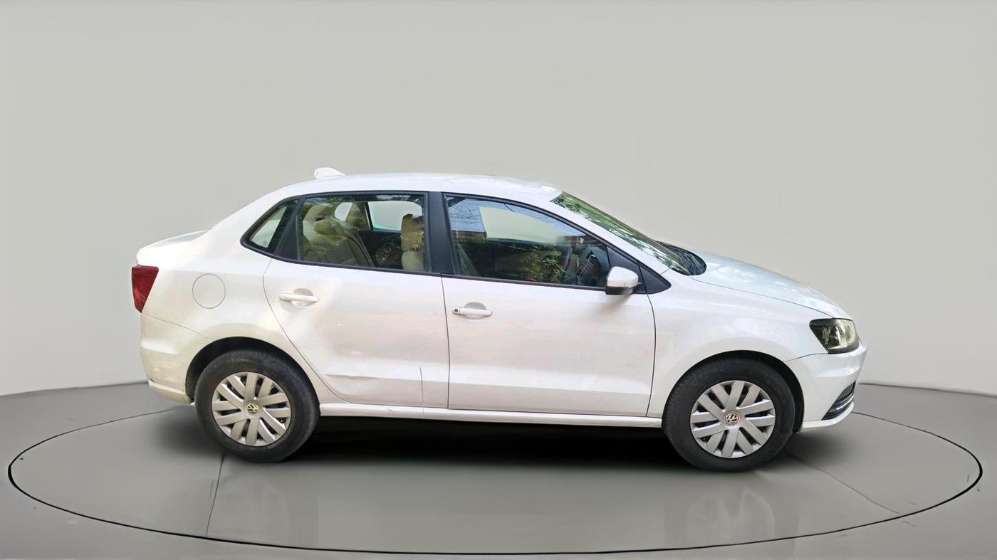 2017 Volkswagen Ameo COMFORTLINE 1.5L, Diesel, Manual, 88,904 km, exterior