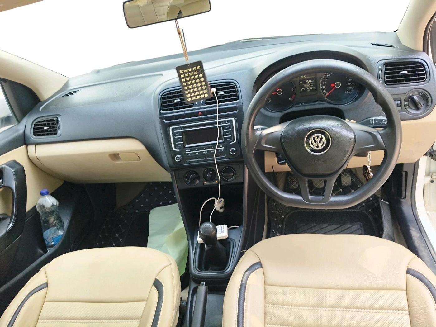 2017 Volkswagen Ameo COMFORTLINE 1.5L, Diesel, Manual, 88,904 km, interior