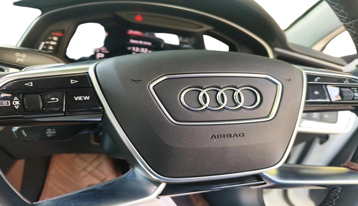 2024 Audi A6 45 TFSI TECHNOLOGY, Petrol, Automatic, 4,852 km, interior