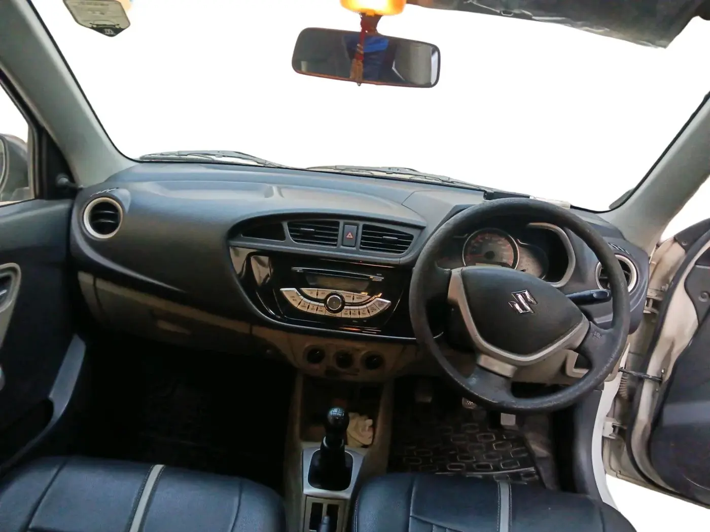 2016 Maruti Alto K10 VXI, Petrol, Manual, 40,938 km, interior