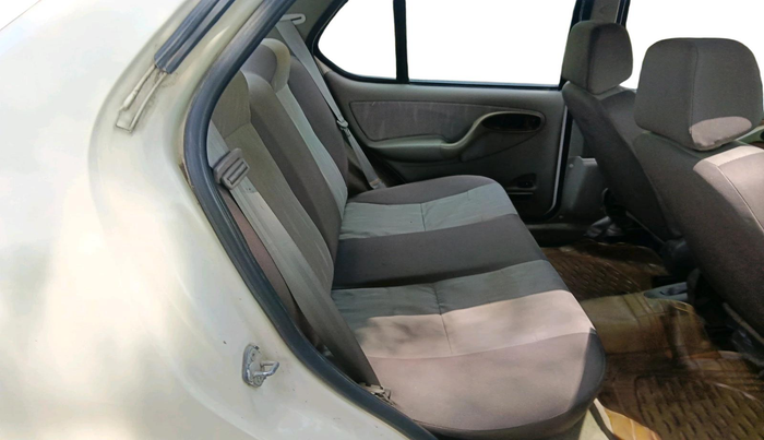 2011 Tata Indigo ECS LX TDI, Diesel, Manual, 99,636 km, interior