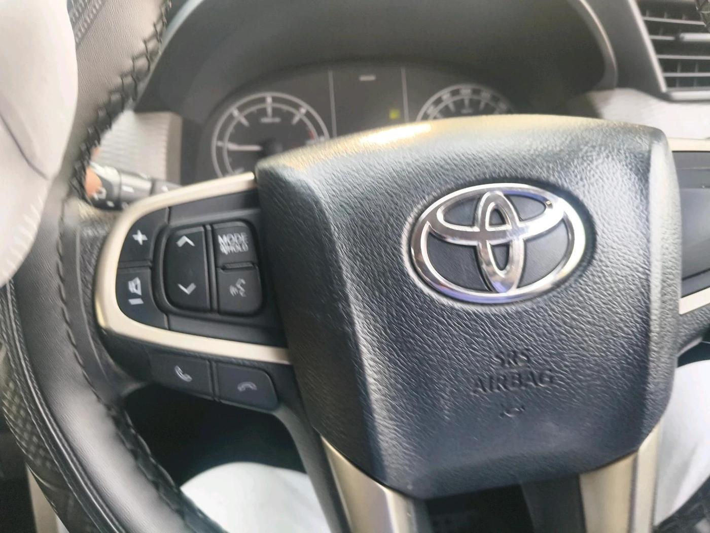 2019 Toyota Innova Crysta 2.4 G 7 STR, Diesel, Manual, 83,415 km, interior
