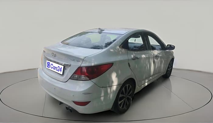2011 Hyundai Verna FLUIDIC 1.6 CRDI SX, Diesel, Manual, 88,386 km, exterior