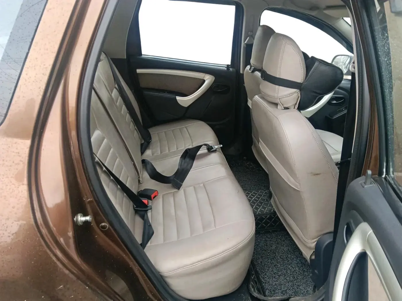 2014 Renault Duster 85 PS RXL DIESEL, Diesel, Manual, 1,09,826 km, interior