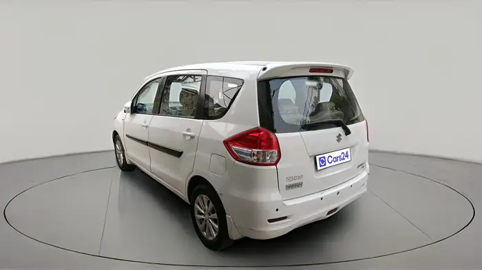 2014 Maruti Ertiga ZXI, Petrol, Manual, 80,026 km, exterior