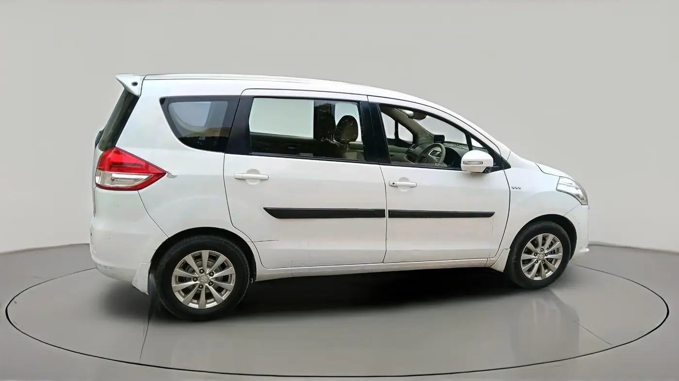 2014 Maruti Ertiga ZXI, Petrol, Manual, 80,026 km, exterior