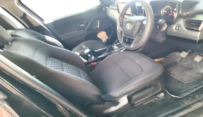 2023 Tata Harrier XT PLUS 2.0L KRYOTEC DARK EDITON, Diesel, Manual, 24,728 km, interior