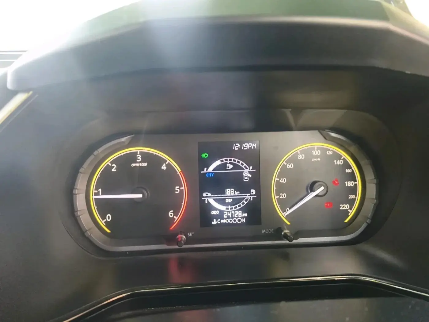 2023 Tata Harrier XT PLUS 2.0L KRYOTEC DARK EDITON, Diesel, Manual, 24,728 km, interior