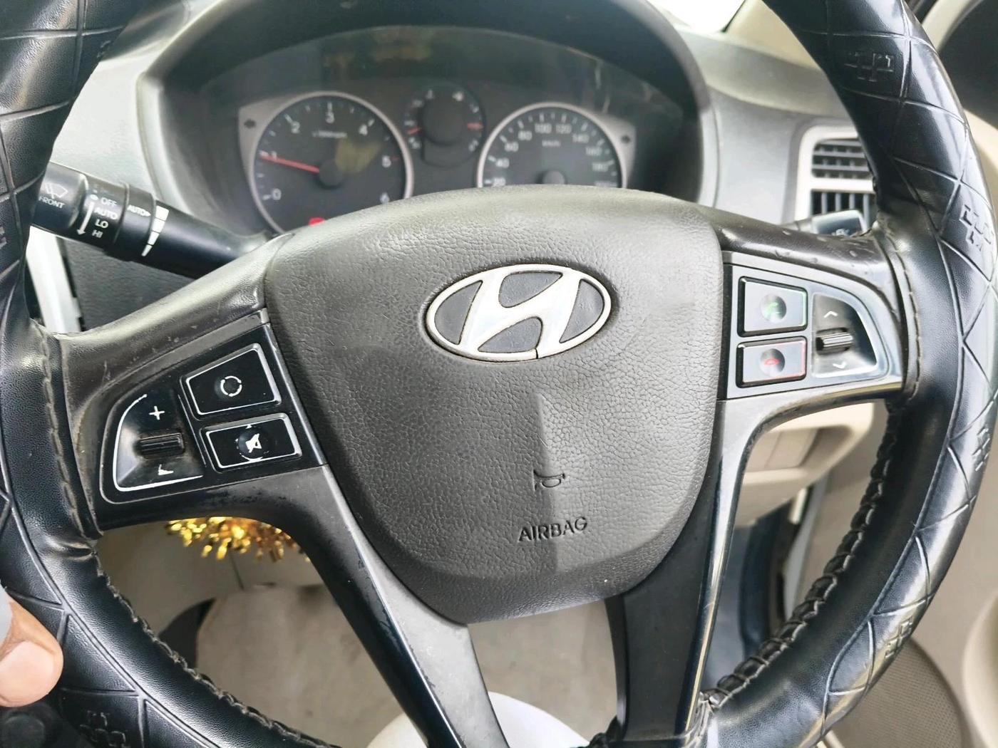2013 Hyundai i20 SPORTZ 1.4 CRDI, Diesel, Manual, 1,41,974 km, interior