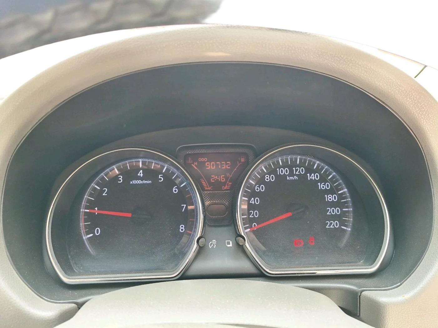 2011 Nissan Sunny XV PETROL, Petrol, Manual, 90,732 km, interior