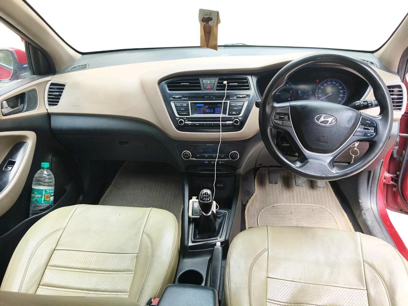 2016 Hyundai Elite i20 SPORTZ 1.4 CRDI, Diesel, Manual, 1,45,693 km, interior